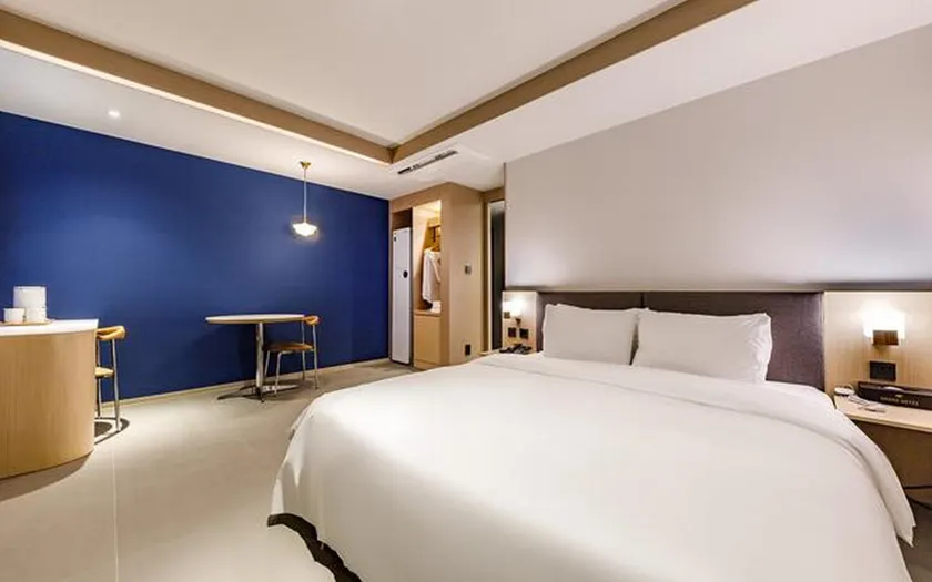 Daegu Hound Hotel Dongchon Amusement Park - Image 1
