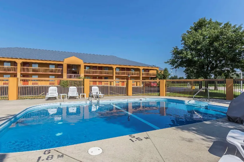 The Riverstone Hotel - Image 1
