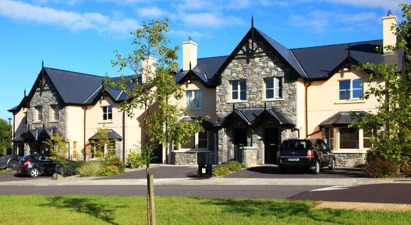 Ardmullen Walnut 3 Bed Holiday Home - Image 1