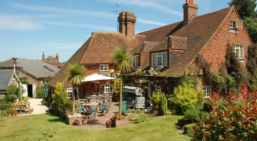 Clayton Wickham Farmhouse - Image 1