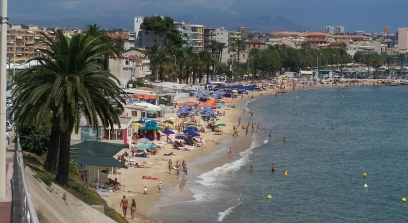Studio cosy proche des plages de Golfe Juan - Image 1