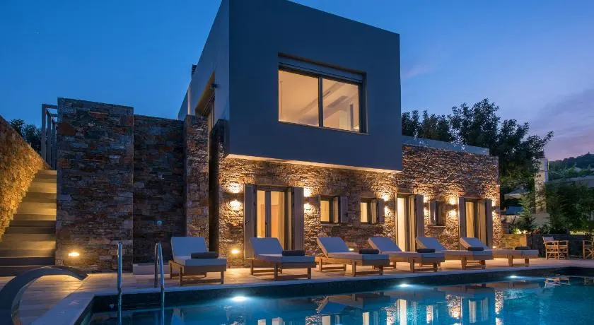 Luxurious Sea View Villa in Agios Nikolaos - Image 1