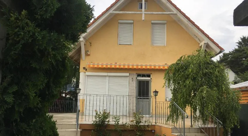 Sunhouse, Balatonvilágos - Image 1