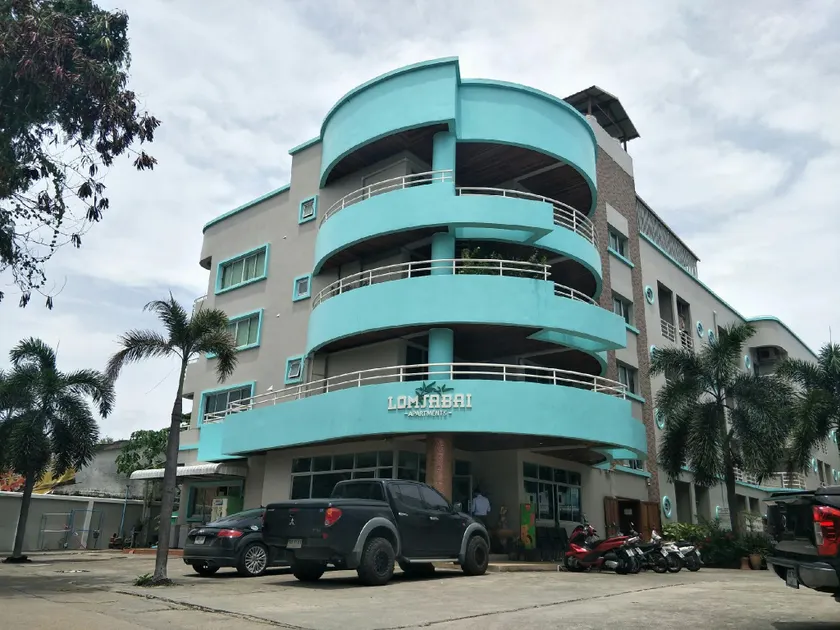 Lomsabai Apartments - Image 1