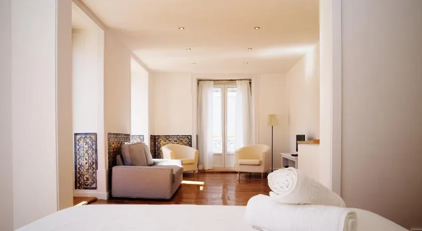 GS Chiado Boutique Studios & Suites - Image 1