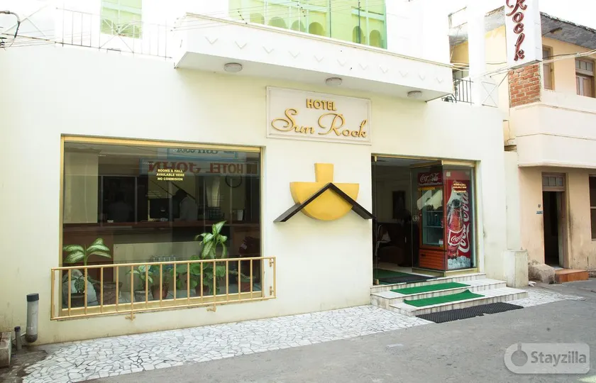 Hotel Sun Rock - Image 1