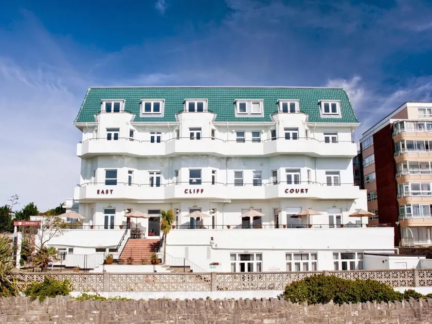 Bournemouth East Cliff by Belvilla - Image 1