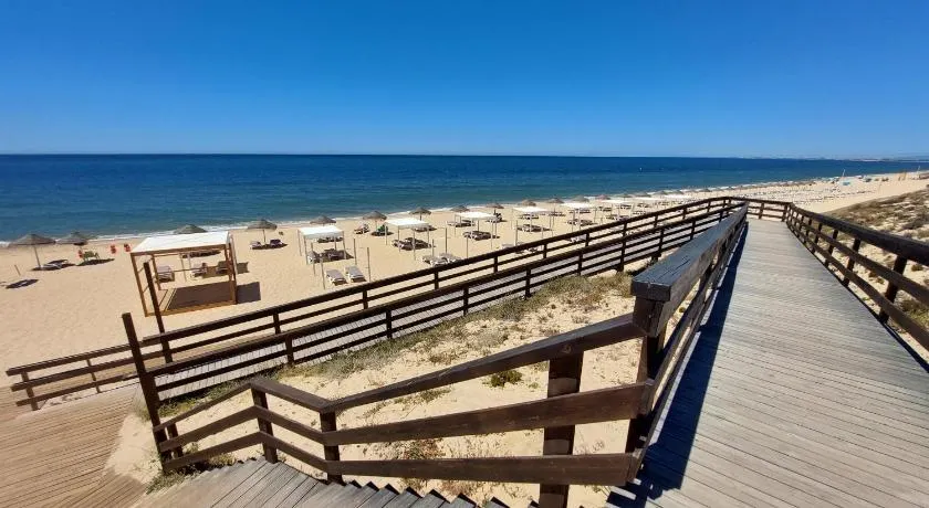 Ancão Beach Apartment - Image 1