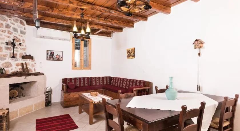 ARADENA TRADITIONAL House 2 - Image 1