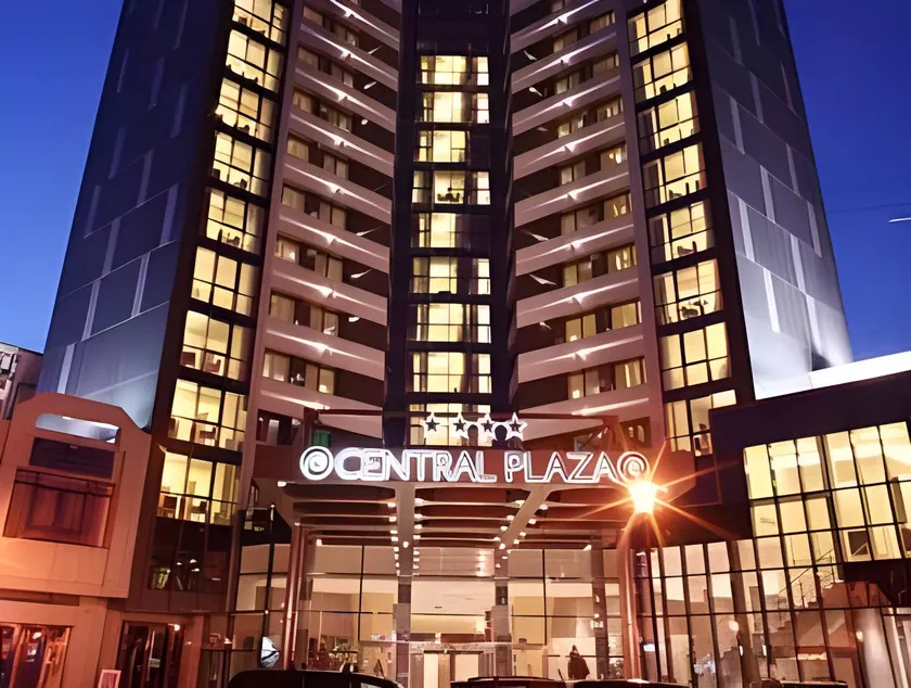 Central Plaza Hotel - Image 1