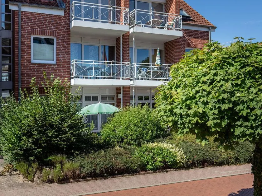 residential Residence Modern Retreat - Image 1