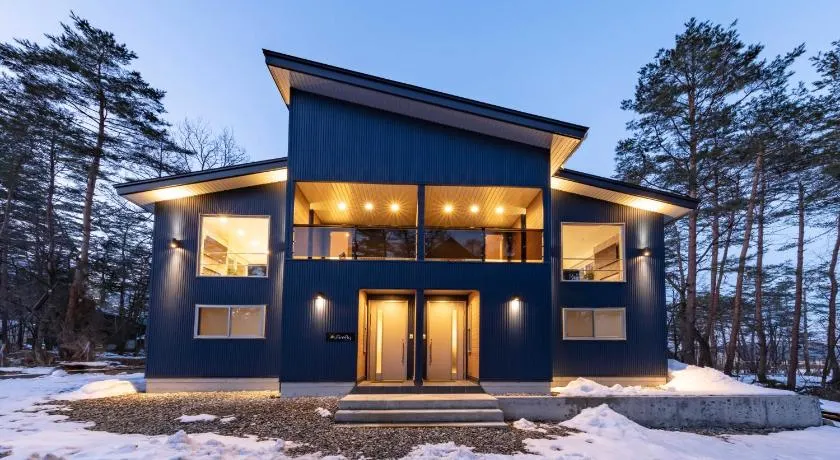 Firefly Apartments - Image 1