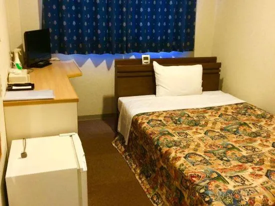 Business Hotel Surfin - Image 1