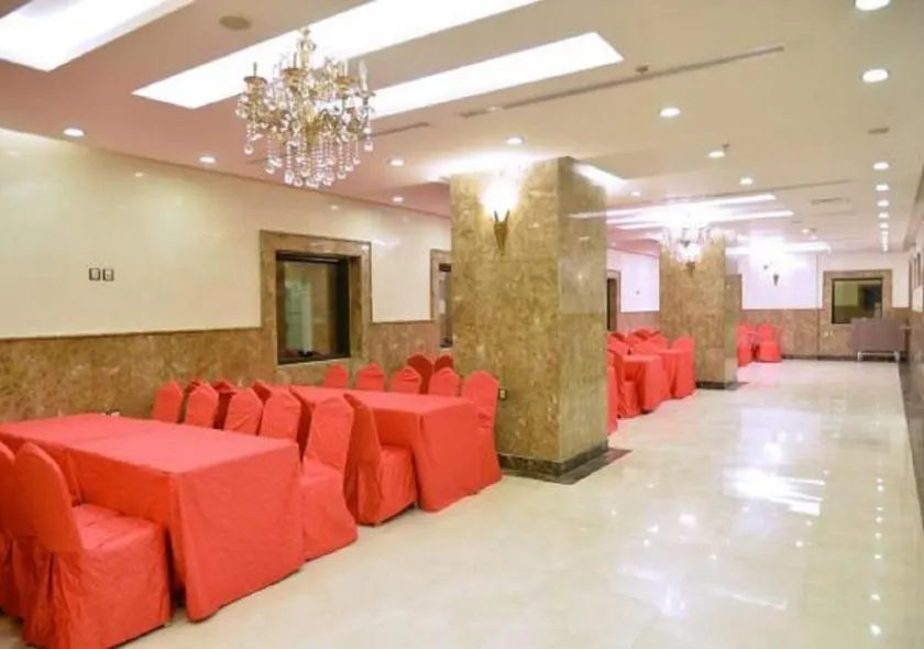 Nasamaat Ajyad Hotel - Image 1
