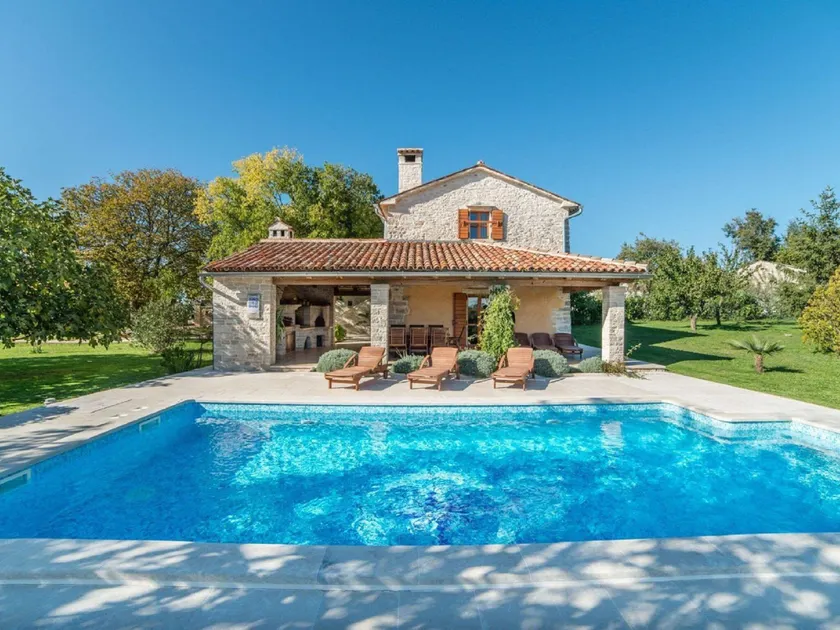 In the original style, restored old Istrian house in a quiet place Slivari - Image 1