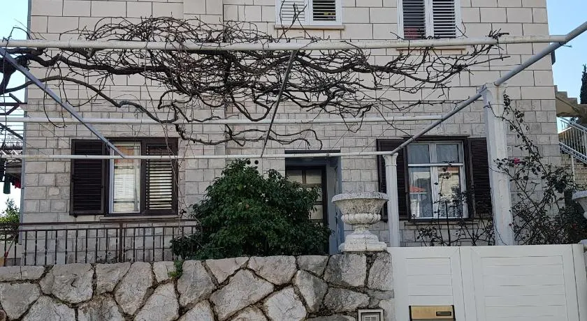 Dubrovnik Apartman - Image 1