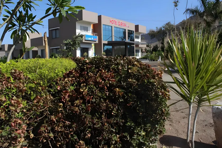 Hotel Girija - Image 1