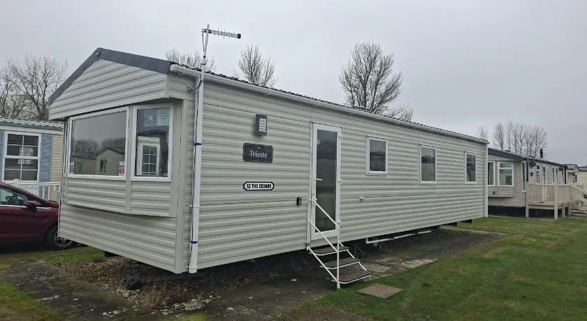 52 The Cedars Southview Holiday Park - Image 1