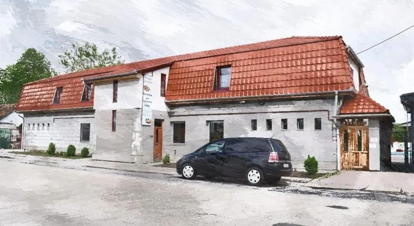 FÜRDŐ PANZIÓ - Image 1