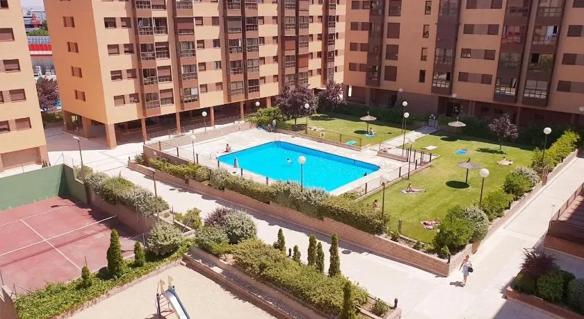 Madrid Airport Apartments - Image 1