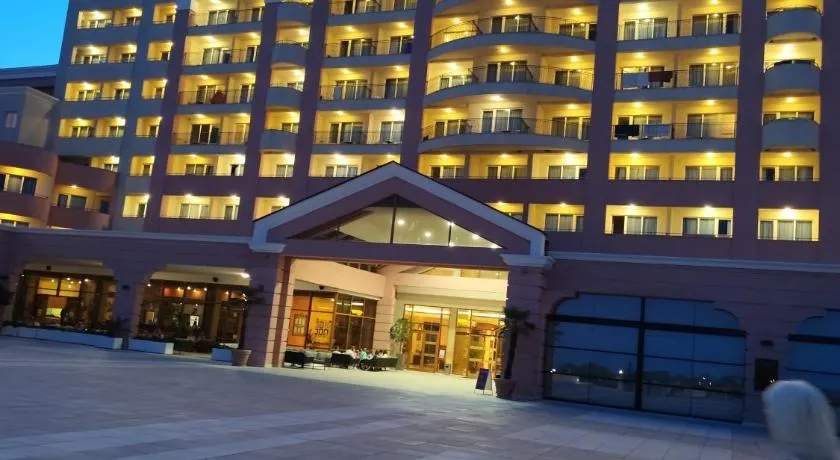 Joy Majestic Apartment - Image 1