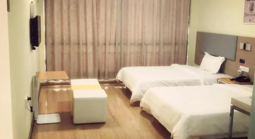 7 Days Inn (Hangzhou Xiaoshan Airport West Gate) - Image 1
