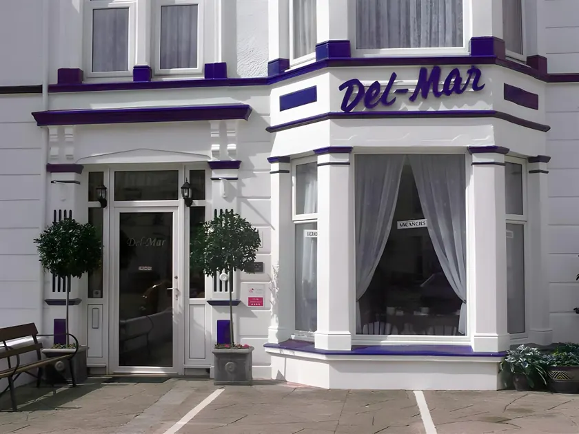 Del Mar - Image 1