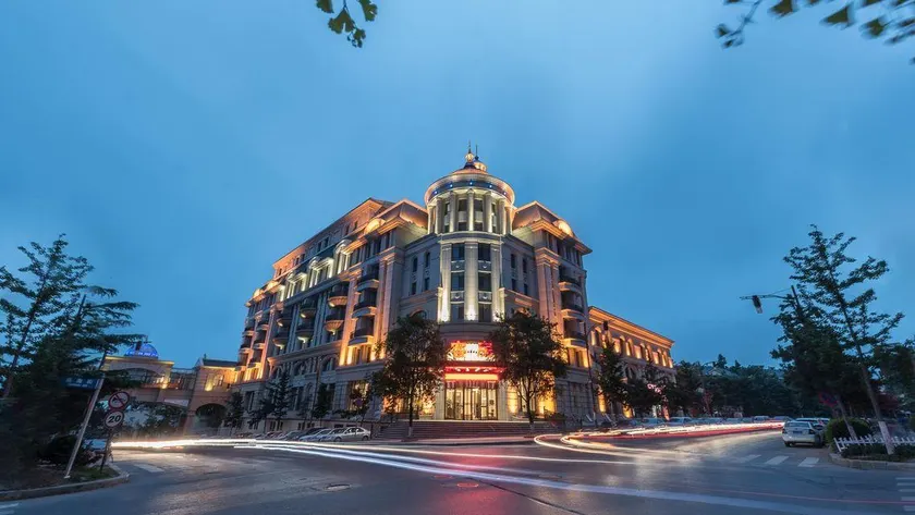 Lanbao Hotel - Image 1