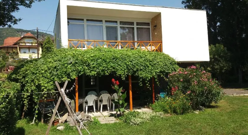 Majestic Apartmanház Badacsony - Image 1