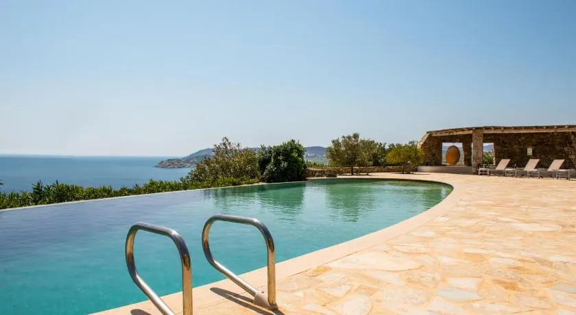 Elegant Seaside Villa, great views, infinity pool, Lia, Mykonos - Image 1