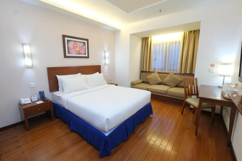 Grand Orchid Hotel - Image 1