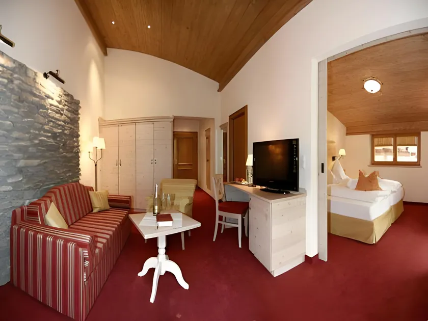 Hotel Hindenburglinde - Image 1