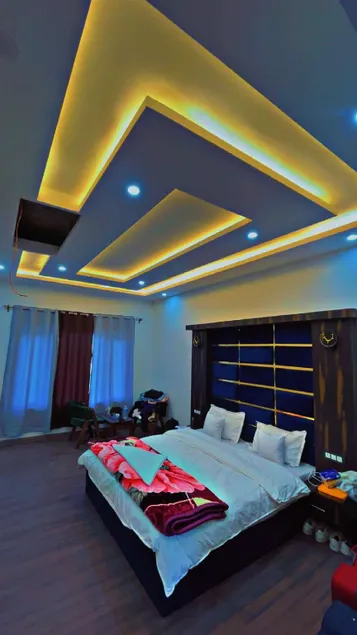 Gulmarg peak view resort - Image 1