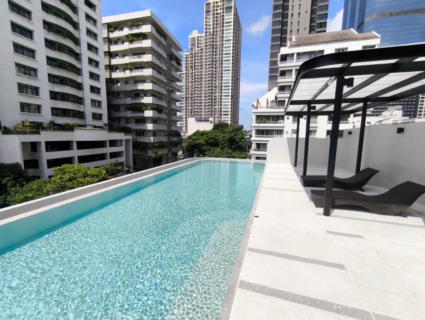 Sathorn 111 - Image 1