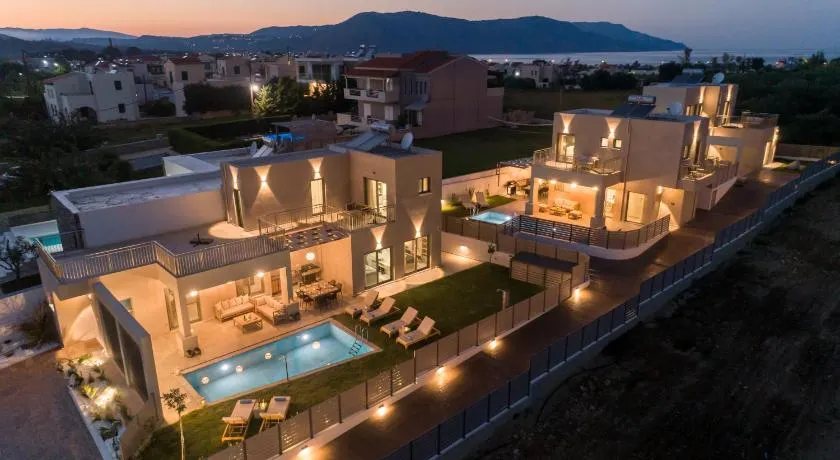 KS Luxury Villas, Private heated Swimming Pools - Image 1