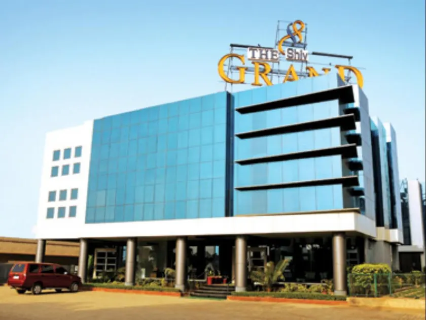 The Shiv Grand - Image 1