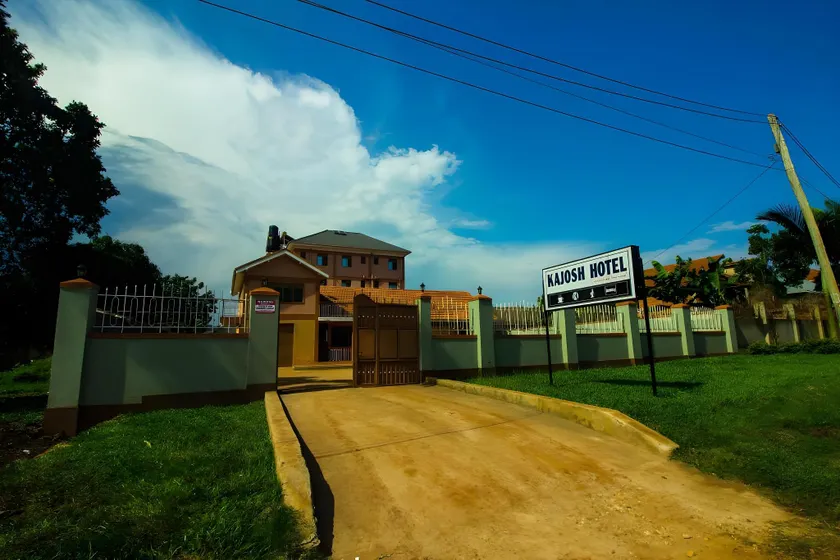 Kajosh Hotel - Image 1