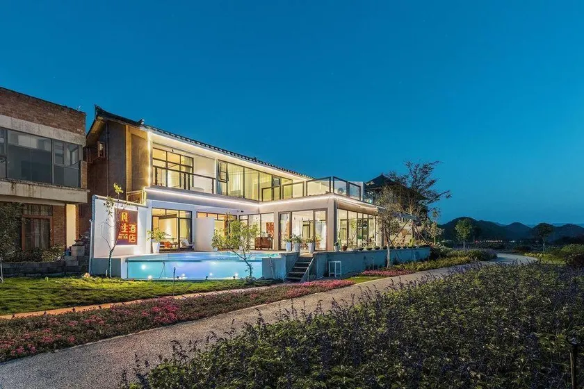 Puzhehei Fansheng Design Life Hotel - Image 1