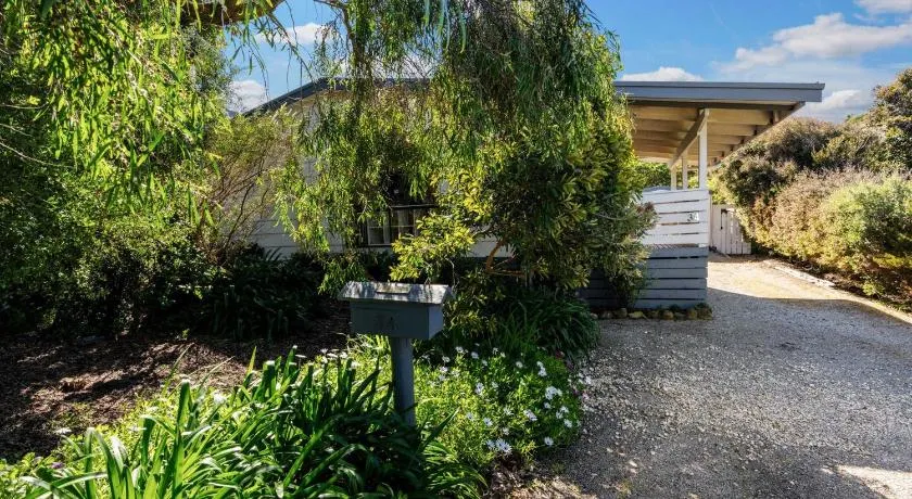 Seabreeze Cottage Cape Paterson - Image 1
