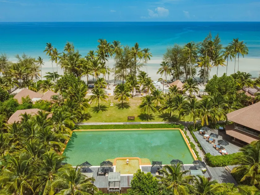 High Season Pool Villa & Spa - Image 1