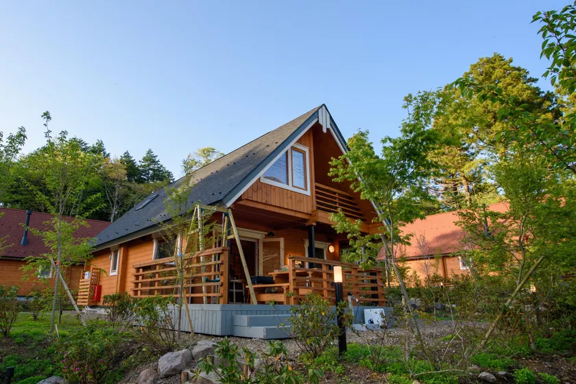 箱根芦之隠 Ashi Hakone Cabin Retreat - Image 1
