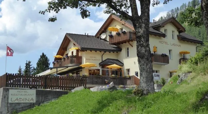 Hotel Garni Ladina - Image 1