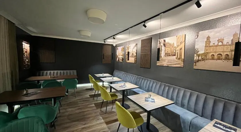 LAS PALMAS ROOMS - Image 1