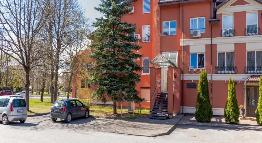 Parko Studija - Image 1