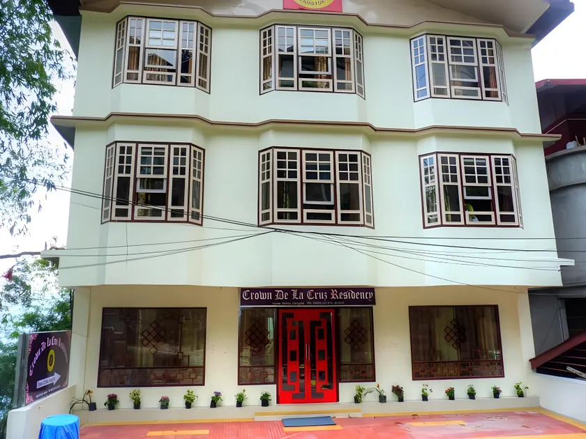 Crown De La Cruz Residency - Image 1