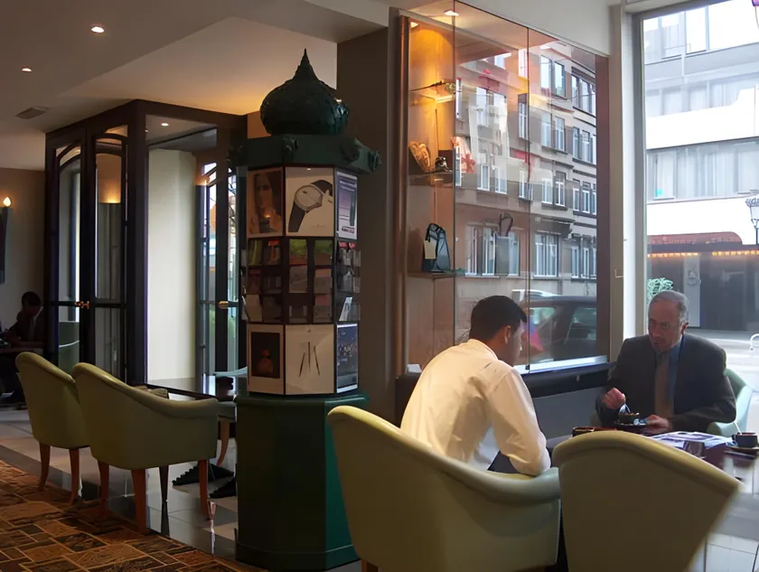 Hotel Villa Royale - Image 1