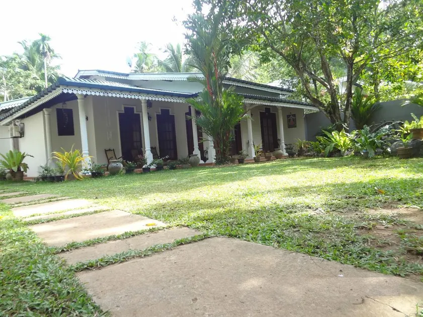 Thambara Villa Unawatuna - Image 1