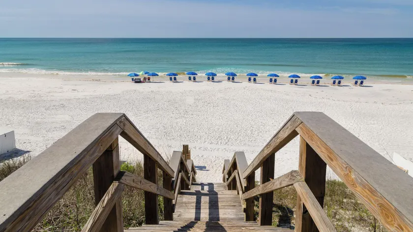 Modern Gulf Place Unit With Gulf Views & Amazing Amenities - Image 1