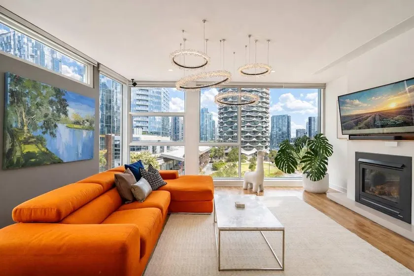 Cloudhouse 210 - Image 1