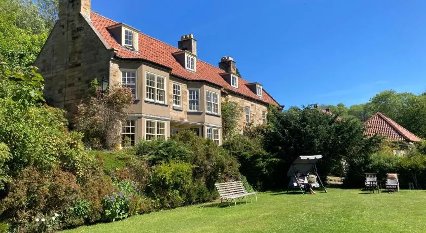 Groves Hall Garden Apartment Sleights Near Whitby - Image 1